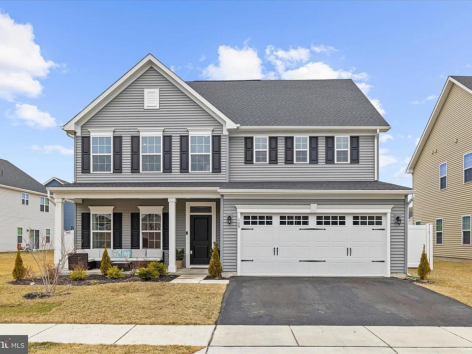 1st image of 109 Walters Way Lehigh