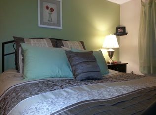 16 Sherwood Rd, Londonderry, NH 03053