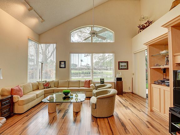 Home For Sale In Broken Sound Country Club