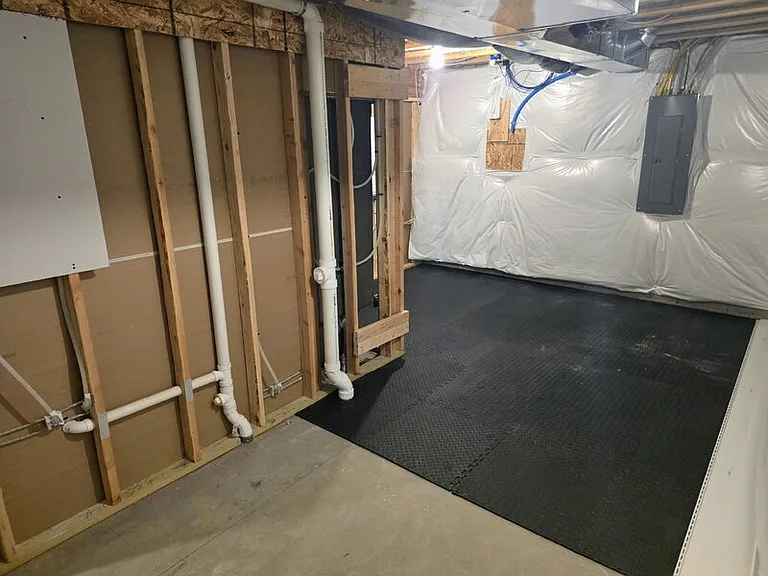 701 Bradford Dr — Photo 33