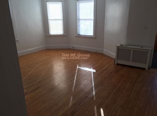 7 Banks St #3, Waltham, MA 02451