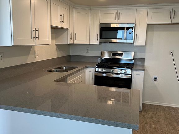 New Kitchen with Microwave and ice maker hookup