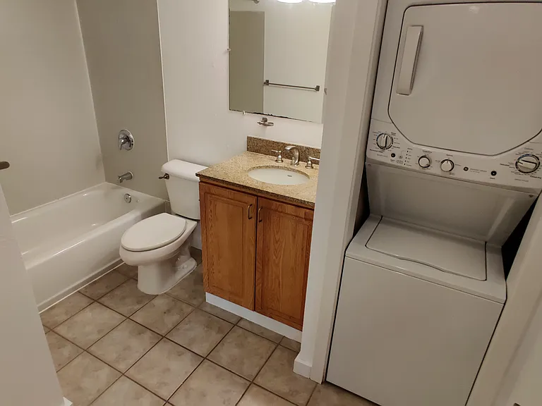 2014 W Bertona St #7 — Photo 4