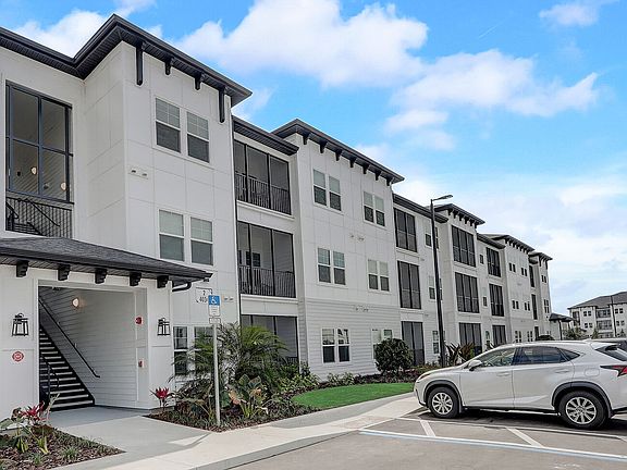2nd image of 3025 Ascend Ridge Dr #3-103