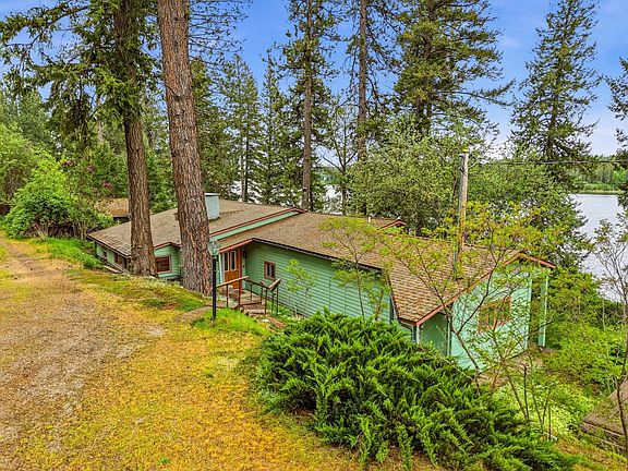 3rd image of 2026 E Sandy Beach Rd