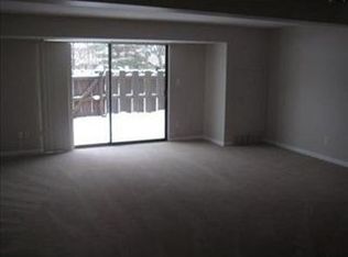 15242 Pine Hill Trl #B6, Middleburg Heights, OH 44130