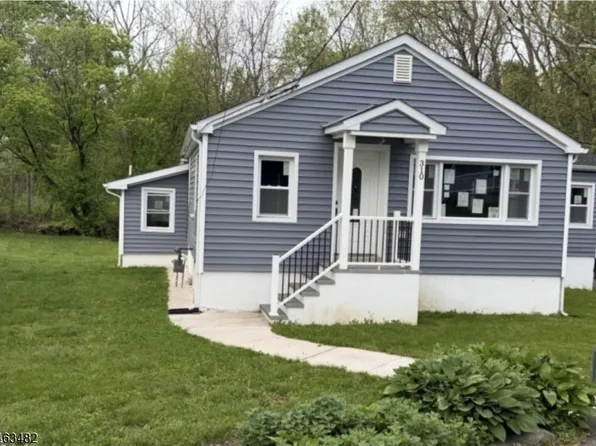 310 6Th St, Belvidere Twp., NJ 07823