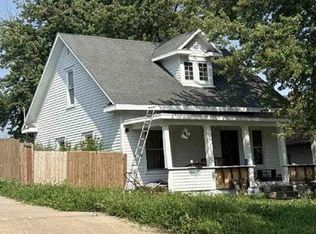 203 S Murray St, Bloomfield, NE 68718