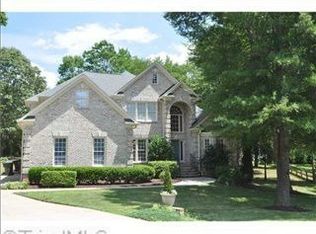 6 Genoa Ct, Greensboro, NC 27455