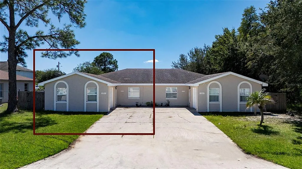 3 bed, 2.0 bath, 2418 sqft, $1,600 — Photo 3