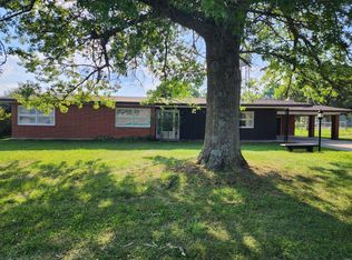 312 S Commercial St, Crocker, MO 65452