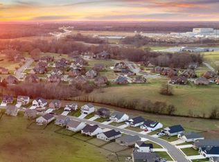350 Frontier Dr, Clarksville, TN 37043
