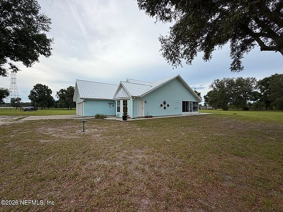4th image of 5377 SW 40TH Avenue