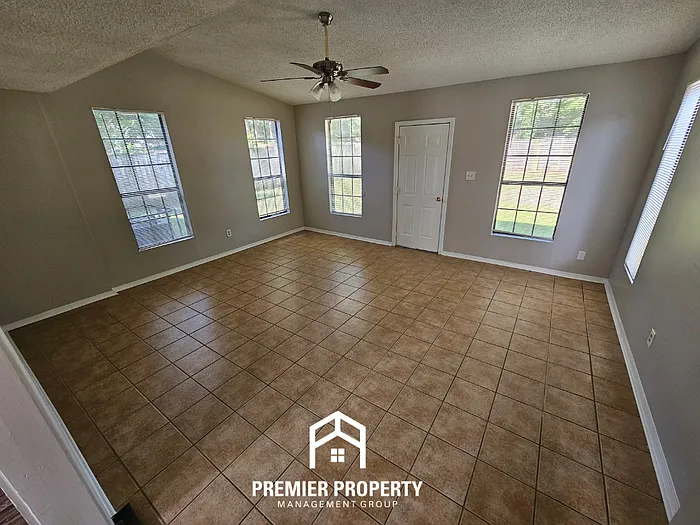 4053 Silverleaf Rd — Photo 10