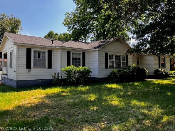 280 E Main St, Booneville, AR 72927