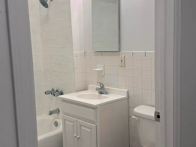 130 Thomas S Boyland St #3 — Photo 11