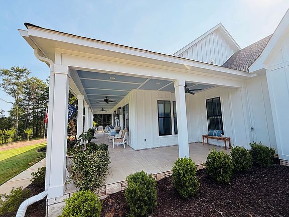 3rd image of 5385 Mary Olive Rd