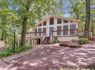 264 Mossy Tree Gln, Holly Lake Ranch, TX 75765