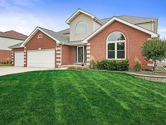 3rd image of 2380 Cattleman Dr