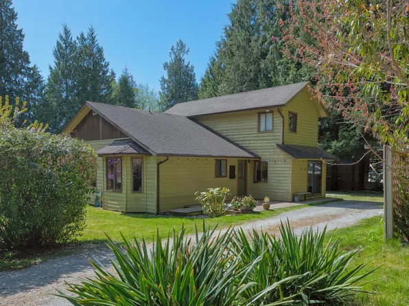 1479 Park Ave, Sunshine Coast, BC V0N 2W2