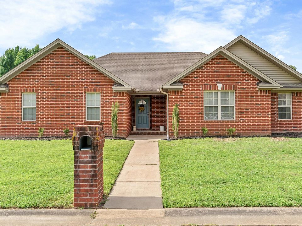 1st image of 503 Calvin Ct