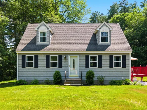 8 Oriole Lane, Londonderry, NH 03053