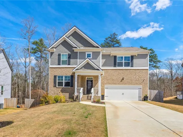 825 Athena Bnd, Fairburn, GA 30213
