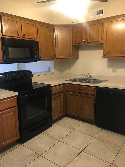 1st image of 3114 Edwards Pl APT 204
