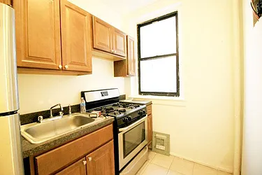 Rented by Link NY Realty