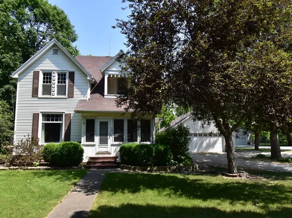 405 E Prairie St, Odell, IL 60460