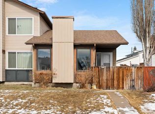 151 Deerview Ct SE, Calgary, AB T2J6B6
