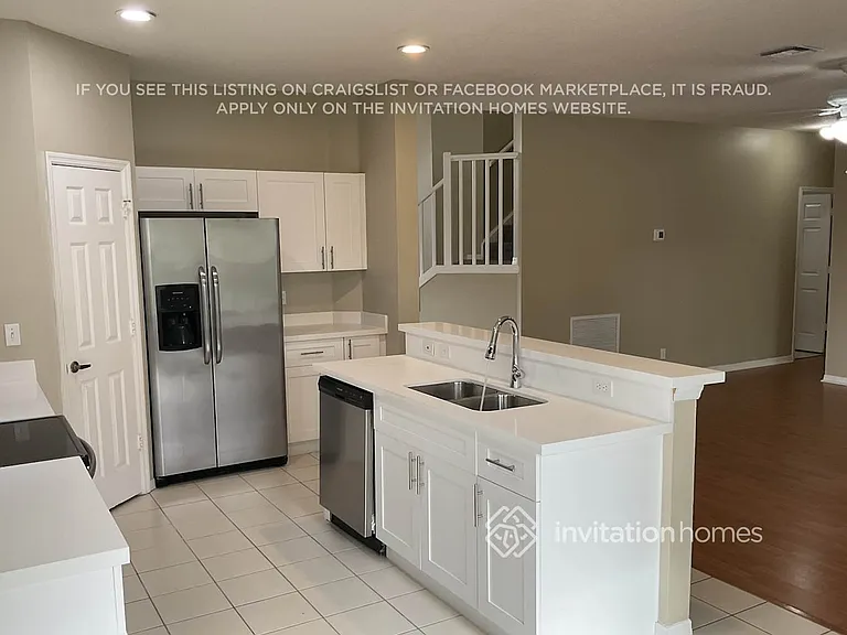 21919 Philmont Ct — Photo 6