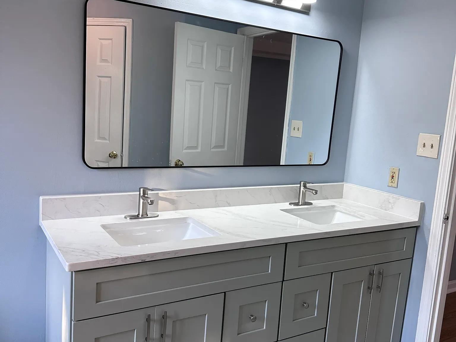 4 bed, 2.5 bath, 2603 sqft, $2,500 — Photo 4