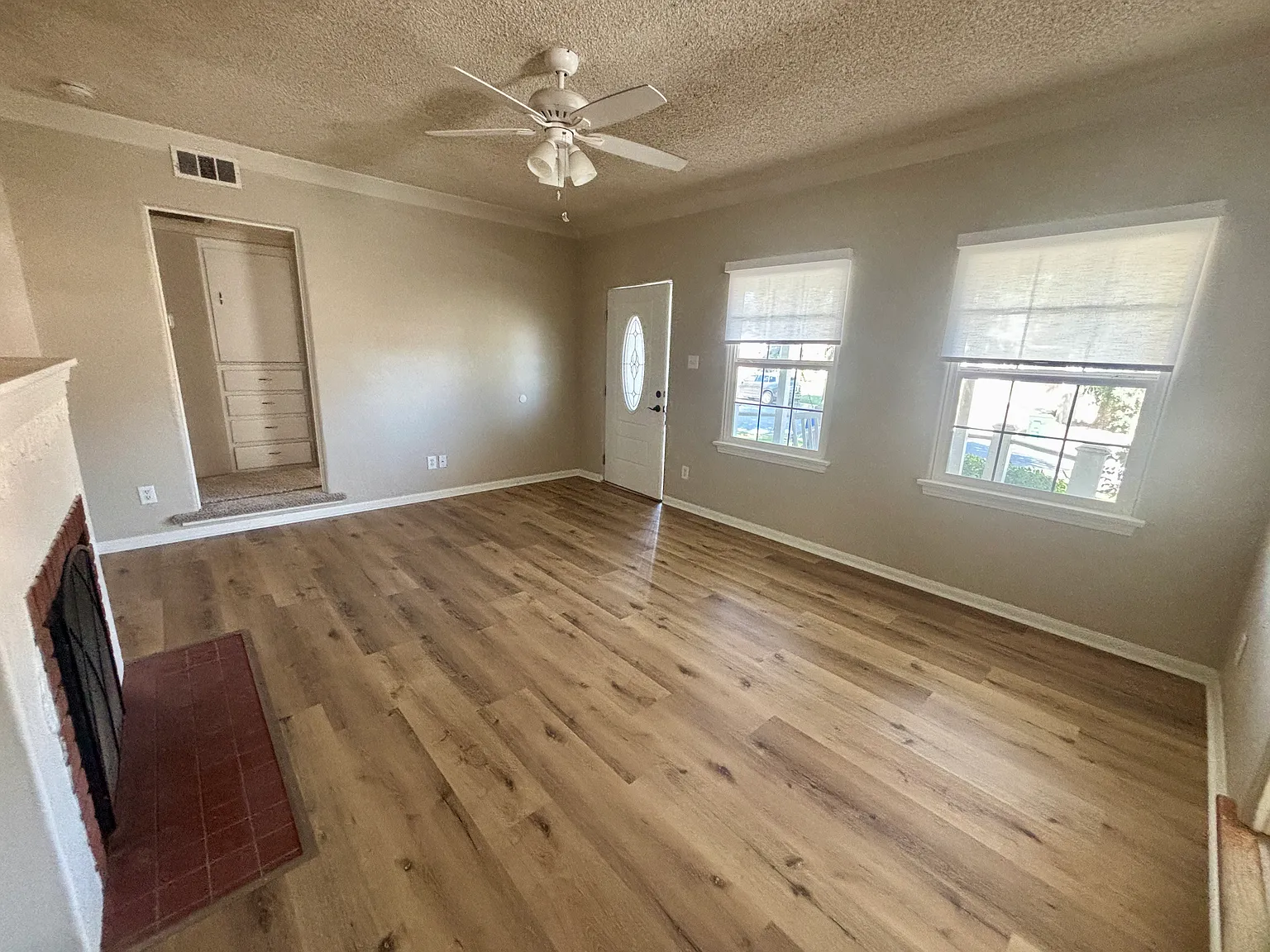 2804 Arroyita Dr — Photo 4