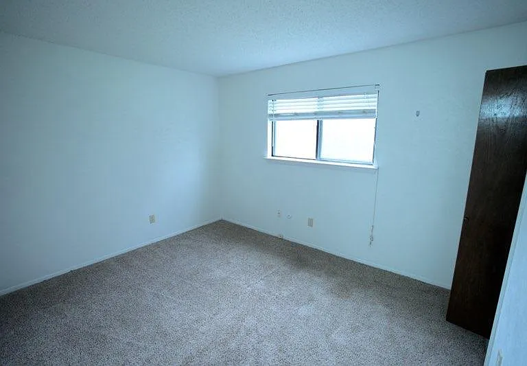 10906 Listi Dr #HOUSE — Photo 15