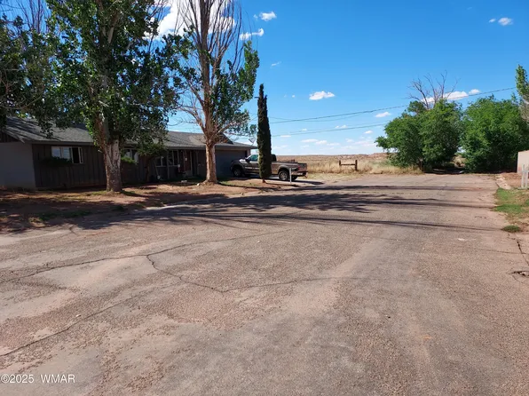 167 Navajo Dr, Winslow, AZ 86047