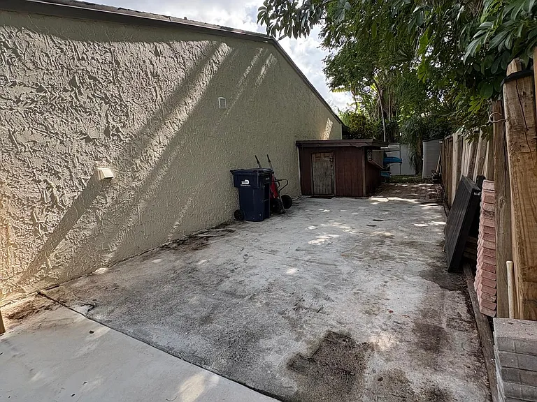 13560 SW 102nd Ln — Photo 28