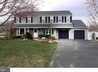 557 Winthrop Rd, Collegeville, PA 19426