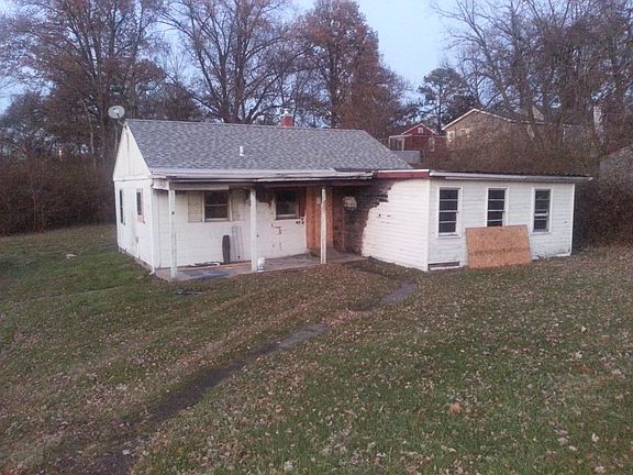 2nd image of 10619 Canter Way