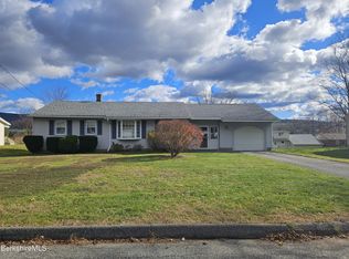 9 Grandview Ter, Adams, MA 01220