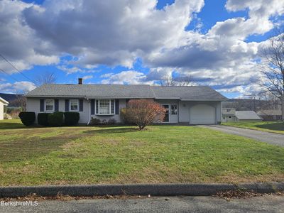 9 Grandview Ter, Adams, MA, 01220