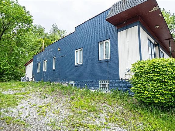 3rd image of 739 5th Ave