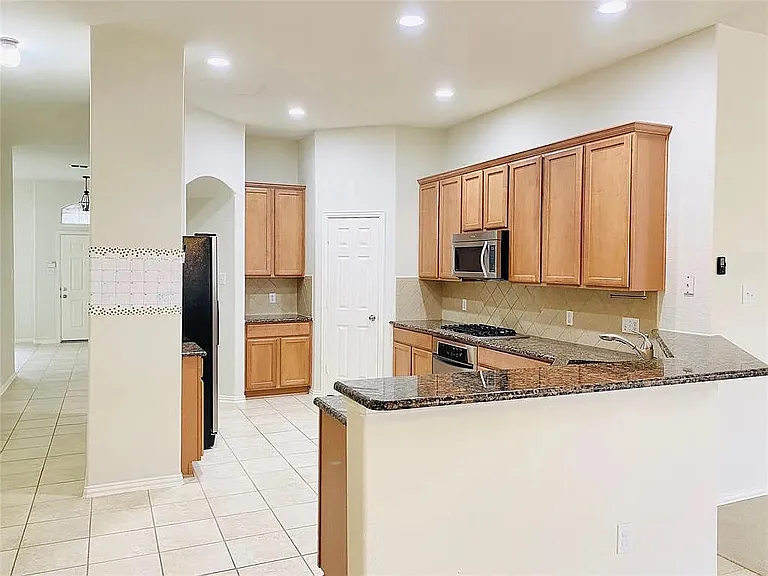 3416 Woodheights Ct — Photo 19