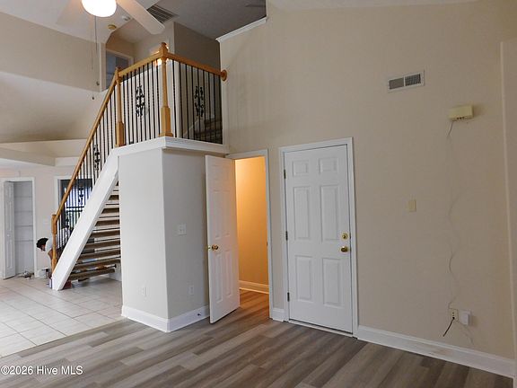 3rd image of 4301 Arbor Green Way