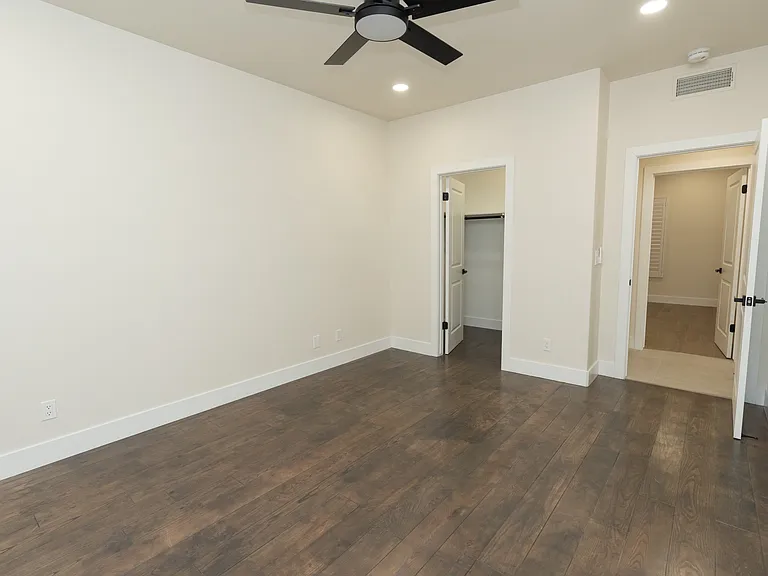 2589 W Lake Van Ness Cir — Photo 23