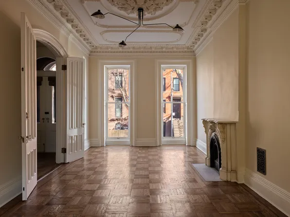 216 Carlton Avenue image 1 of 17