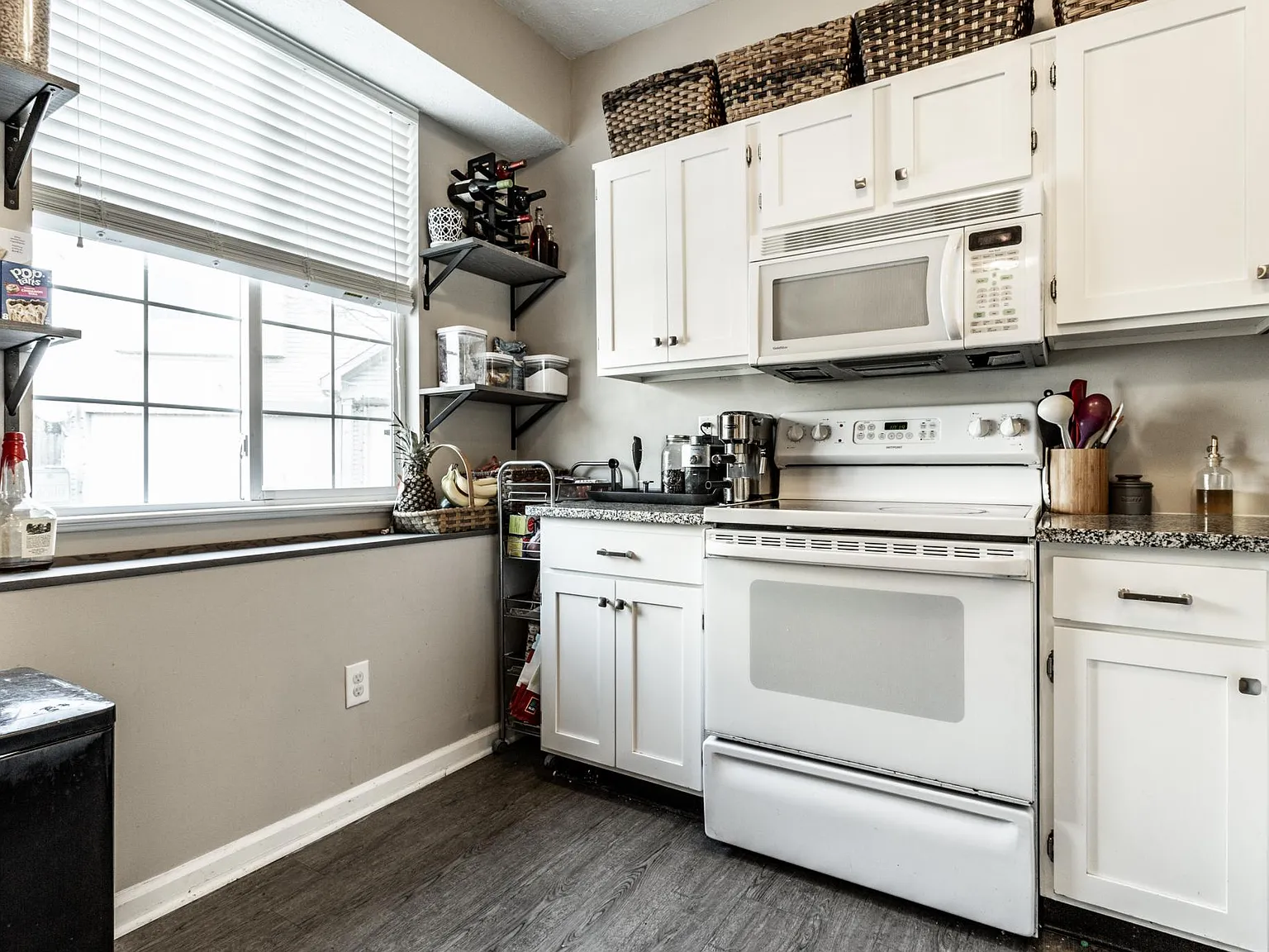 9977 Worthington Blvd — Photo 4