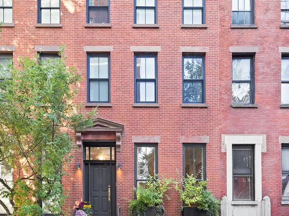 130 Fort Greene Place image 1 of 8