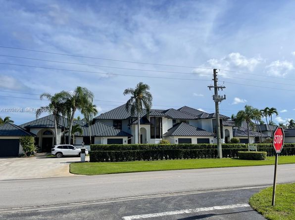 181 Atlantis Blvd APT E