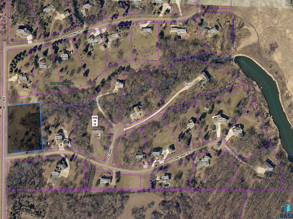 2nd image of Oak Trail Pl